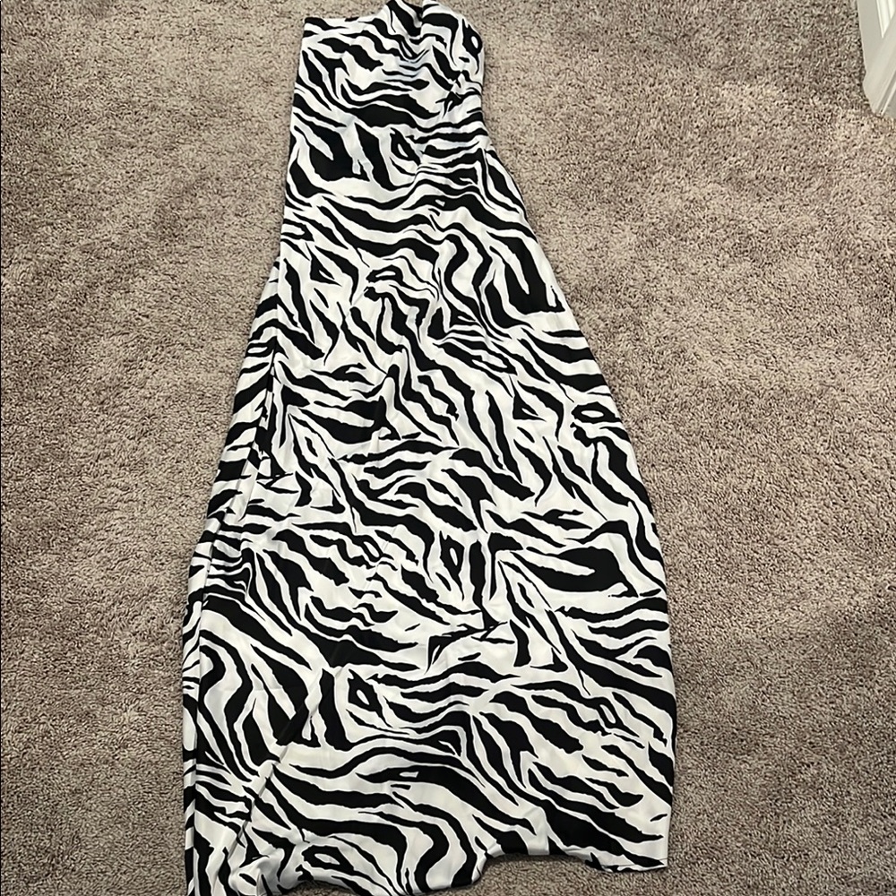 SHEIN Black and White One Shoulder Bodycon Dress